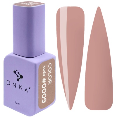 Esmalte de unhas DNKA' lilás com código #0009 e cor nude representada em unhas postiças.