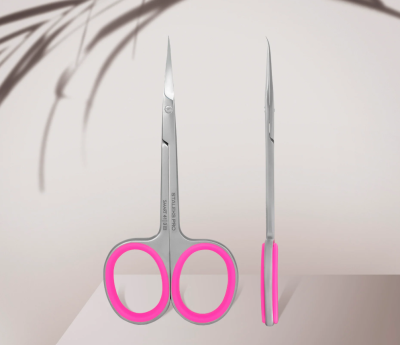 Tesoura de manicure rosa em aço inoxidável vista de frente e lado