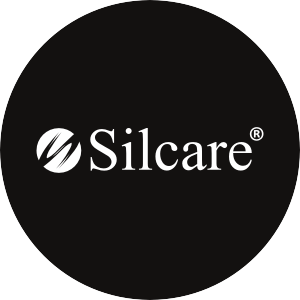 Logótipo circular preto com texto Silcare em branco e símbolo gráfico