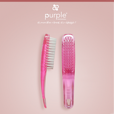 Duas escovas cor de rosa translúcidas com texto da marca Purple Professional ao fundo