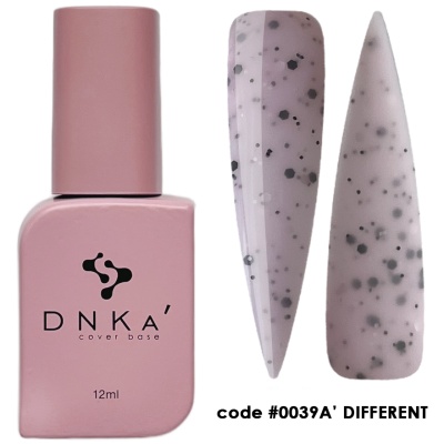 Verniz de unhas rosa claro DNKA e amostras de unhas decoradas com manchas pretas