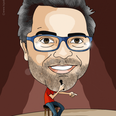 Caricatura de homem sentado num palco com óculos azuis e t-shirt vermelha