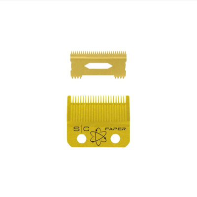 Duas lâminas metálicas douradas para aparador de cabelo com inscrições e símbolo