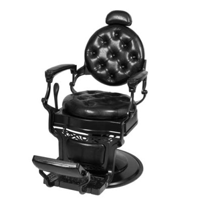 Cadeira de barbeiro vintage preta em couro com estrutura metálica e apoio para pés