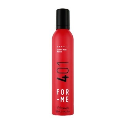 Frasco vermelho com tampa preta de mousse capilar com texto impresso.