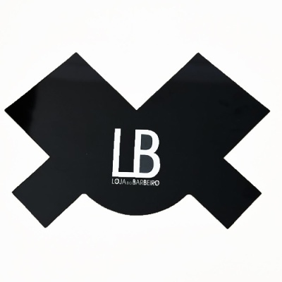  Produto plano em preto com logótipo LB LOJA DO BARBEIRO em branco sobre fundo branco