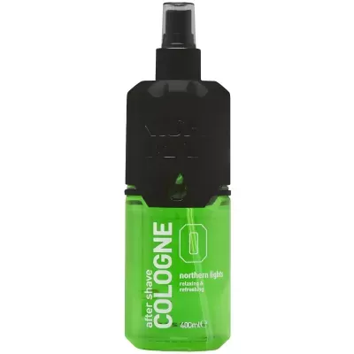 Frasco verde e preto de colónia pós-barba com texto branco