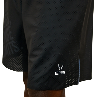 Calções pretos perfurados com logótipo EMS branco e búfalo