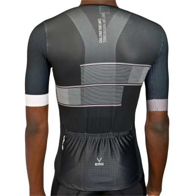 https://www.em3.pt/product/jersey-ciclismo-sprint-preto