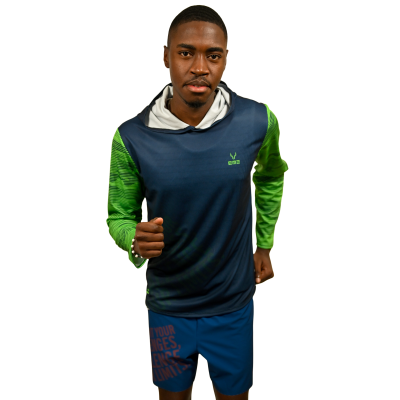 Homem a correr com roupa desportiva azul e verde