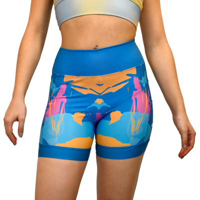 Calções de desporto femininos coloridos com padrão abstrato e cós largo azul