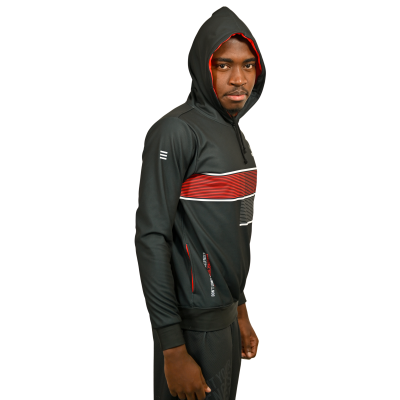 Sweatshirt preta com capuz e riscas vermelhas