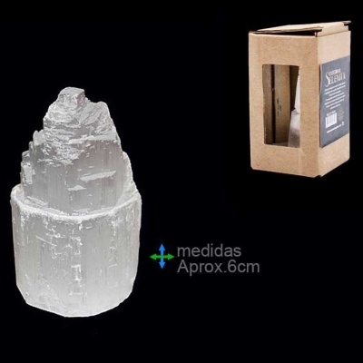 Escultura mineral branca com embalagem de cartão