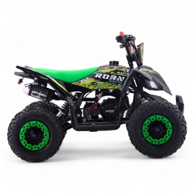 Quad elétrico infantil verde e preto com texto ROAN RACING