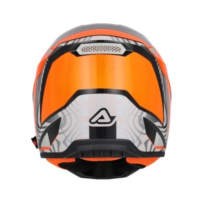 Capacete de mota laranja com detalhes cinza e pretos, padrão geométrico