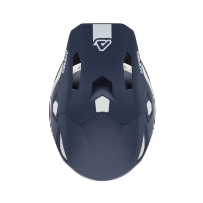 Capacete desportivo azul escuro com detalhes em branco e ventilação