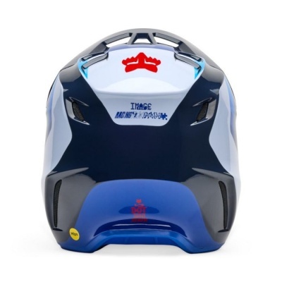 Capacete desportivo azul e branco com texto e símbolos vermelhos