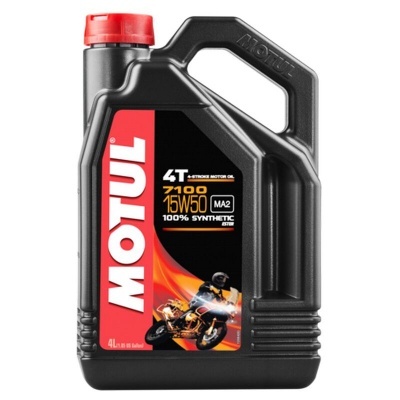 Galão preto de óleo para motor Motul 4T com etiqueta vermelha e preta