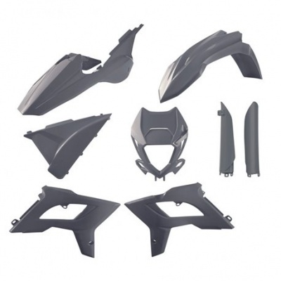 Conjunto de carenagens de motocicleta pretas em plástico