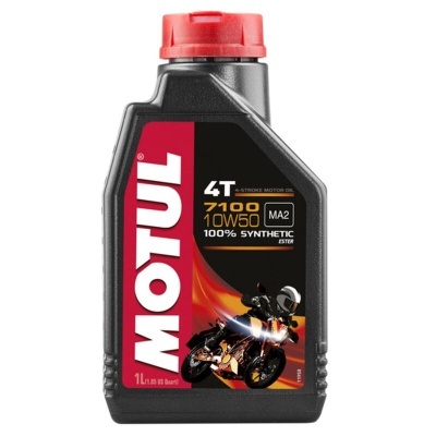 Frasco preto de óleo Motul 4T 7100 10W50 com tampa vermelha e rótulo colorido