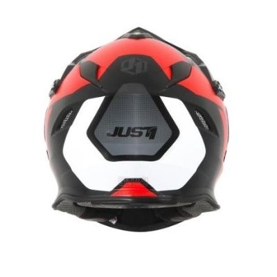 Capacete vermelho e preto com texto JUST1 na parte de trás