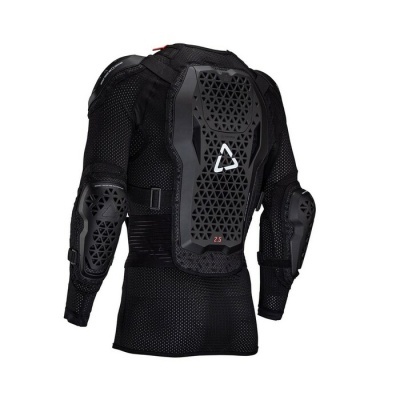 Camisola preta com proteções triangulares nas costas e braços