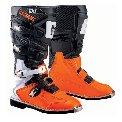 Botas de motocross preto, branco e laranja com fechos metálicos