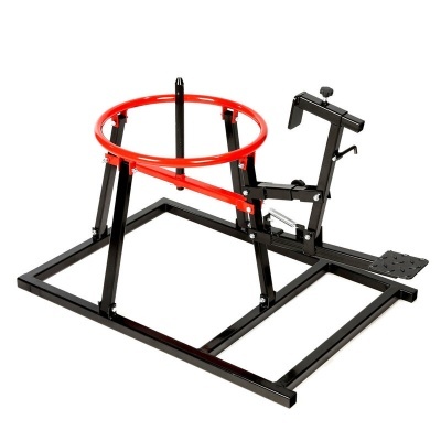 Suporte metálico preto com aro vermelho em fundo branco