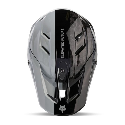 Capacete desportivo preto e cinzento com texto ELEVATED FUTURE
