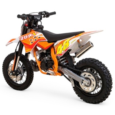 moto de cross infantil laranja e branca com número 46