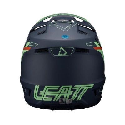 Capacete de proteção preto com detalhes verdes e texto LEATT