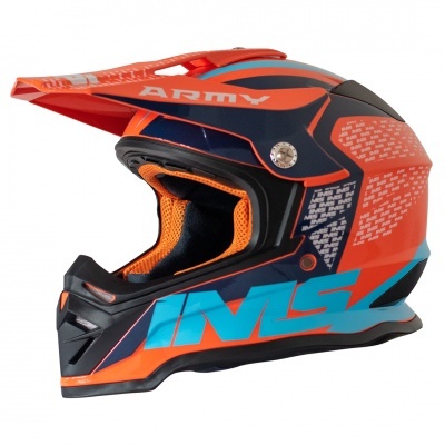 Capacete de motocross laranja com detalhes azuis e pretos