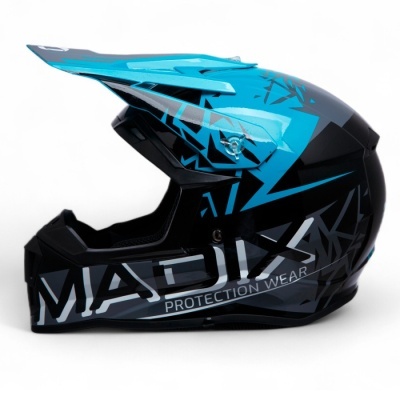 Capacete preto e azul com padrões geométricos e texto MADIX PROTECTION WEAR