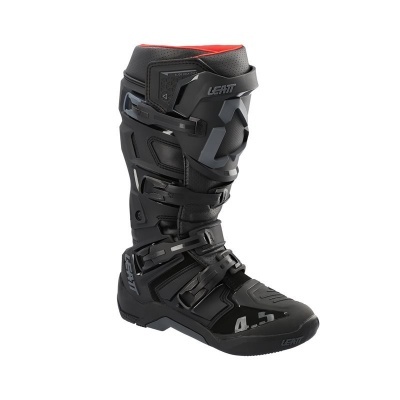 Bota preta para motocross com fivelas e detalhes vermelhos e cinzentos