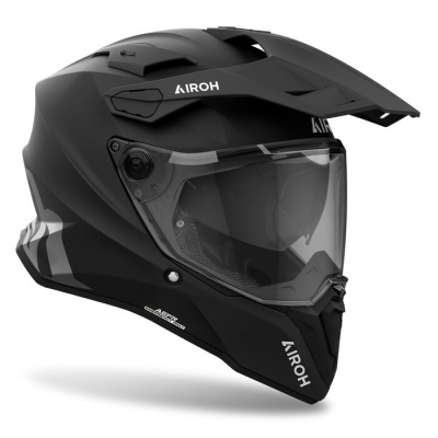 Capacete integral de moto preto mate com viseira transparente e marcas AIROH
