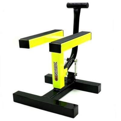 Suporte para motos amarelo e preto com almofadas e texto CHEEK