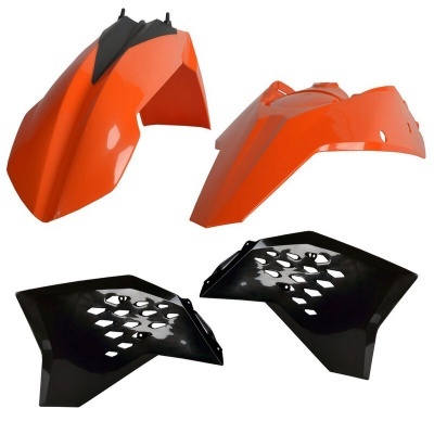 Peças plásticas para mota em laranja e preto com padrões de ventilação