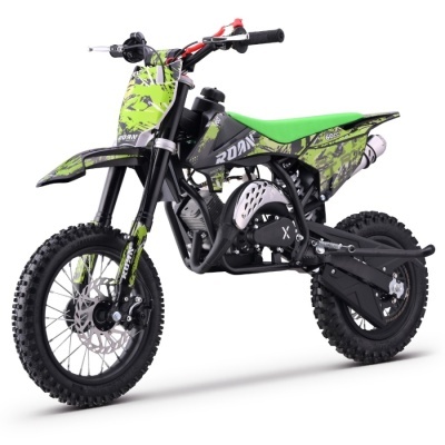 Motocross verde e preto com camuflagem