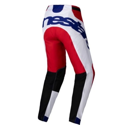 Calças desportivas branco, vermelho, azul e preto com texto parcial 'nesk'