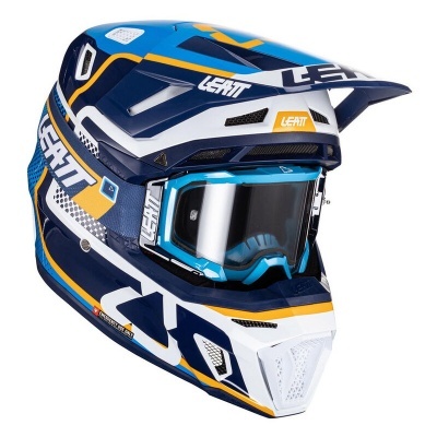 Capacete de motocross azul, branco e amarelo com óculos e viseira