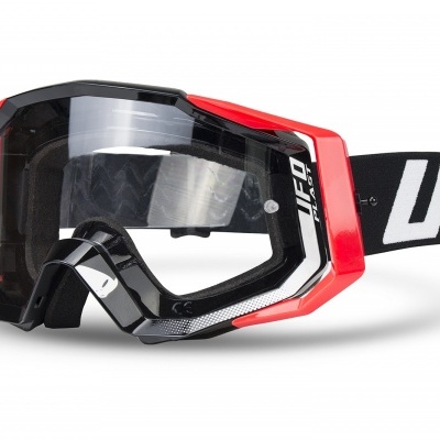 Óculos de protecção desportivos vermelhos e pretos com correia preta e texto branco