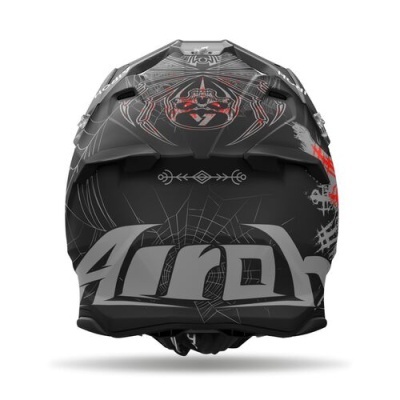 Capacete preto com motivos de aranha e texto Airoh