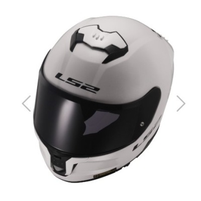 Capacete branco integral para motocicleta com viseira fumada e logo LS2
