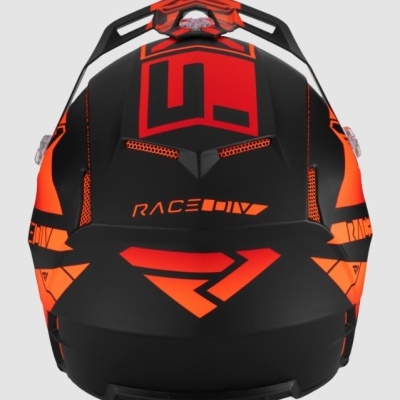 Capacete de motocross preto com detalhes vermelhos e laranja e texto RACE