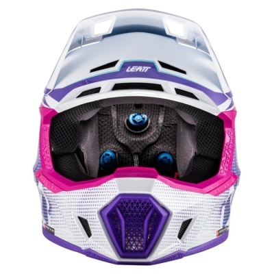 Capacete integral branco, roxo e rosa com interior preto acolchoado e marca LEATT