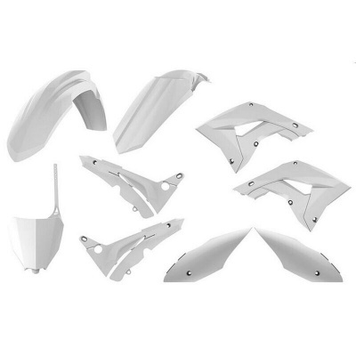 Peças plásticas brancas para motocicleta sobre fundo branco