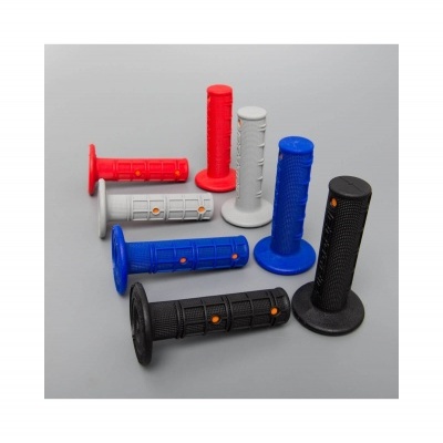 Punhos de bicicleta coloridos em silicone ou borracha com texturas antiderrapantes