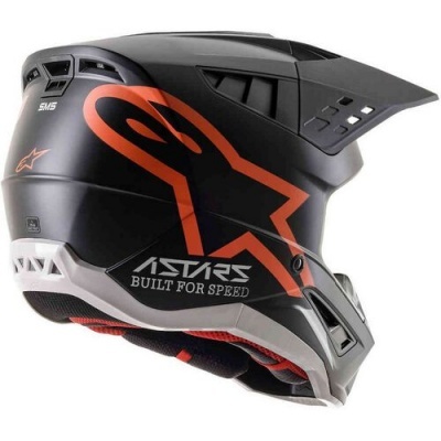 Capacete de motocross preto com detalhes vermelhos e cinza e texto ASTARS BUILT FOR SPEED