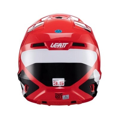 Capacete de motocross vermelho e branco com texto LEATT e selo DOT