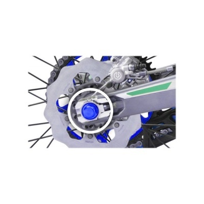 Sistema de travagem e roda de bicicleta com disco metálico e eixo azul